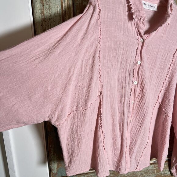 Maria & Kyndal's L Peach Colored Long Sleeve Light Weight Button Down Top - Picture 2 of 11